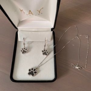 🐶Kay’s Paw Print Necklace and Earrings🐶